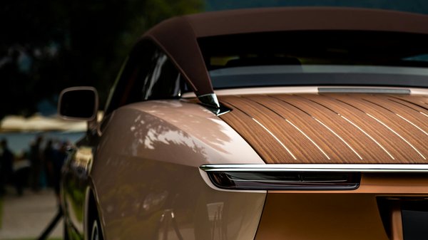 Comment les systèmes de détection de la pression des pneus aident-ils à prévenir les accidents sur autoroute?