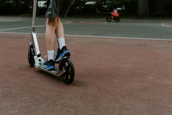 Les avantages d'un pneu plein increvable pour Dualtron Mini